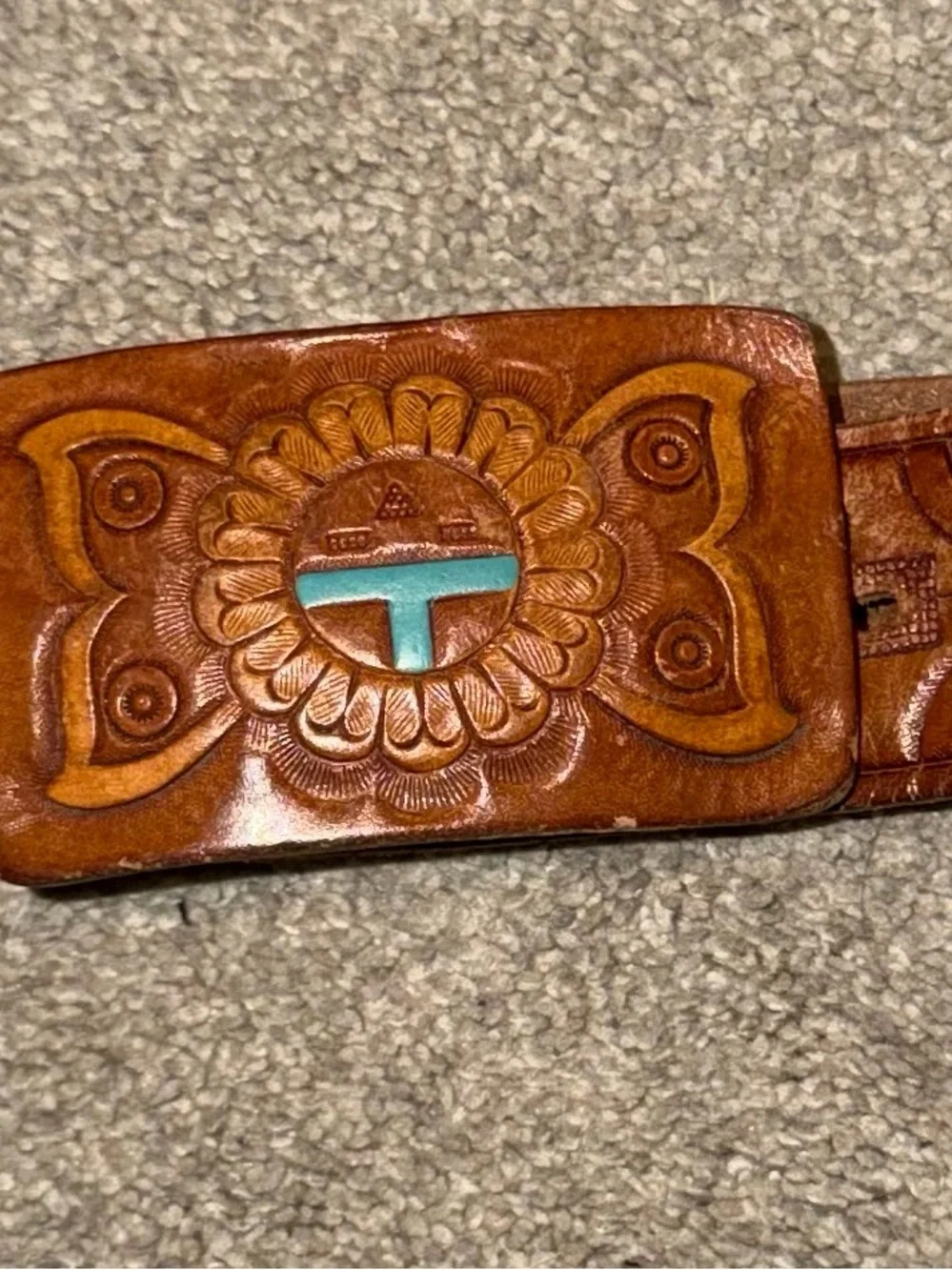 Beautiful Zuni tooled Leather Belt w/matching Buckle Aztec Genuine Leather🩵 - Picture 3 of 8